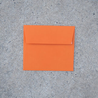 Vals vierkant envelop formaat 125x140 mm oranje