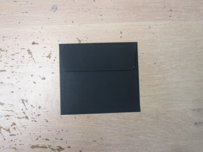 envelop zwart 140x125mm